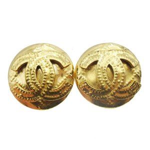 Authentic CHANEL CC Quilted Button Motif Earrings Gold-plated Clip-On 94P